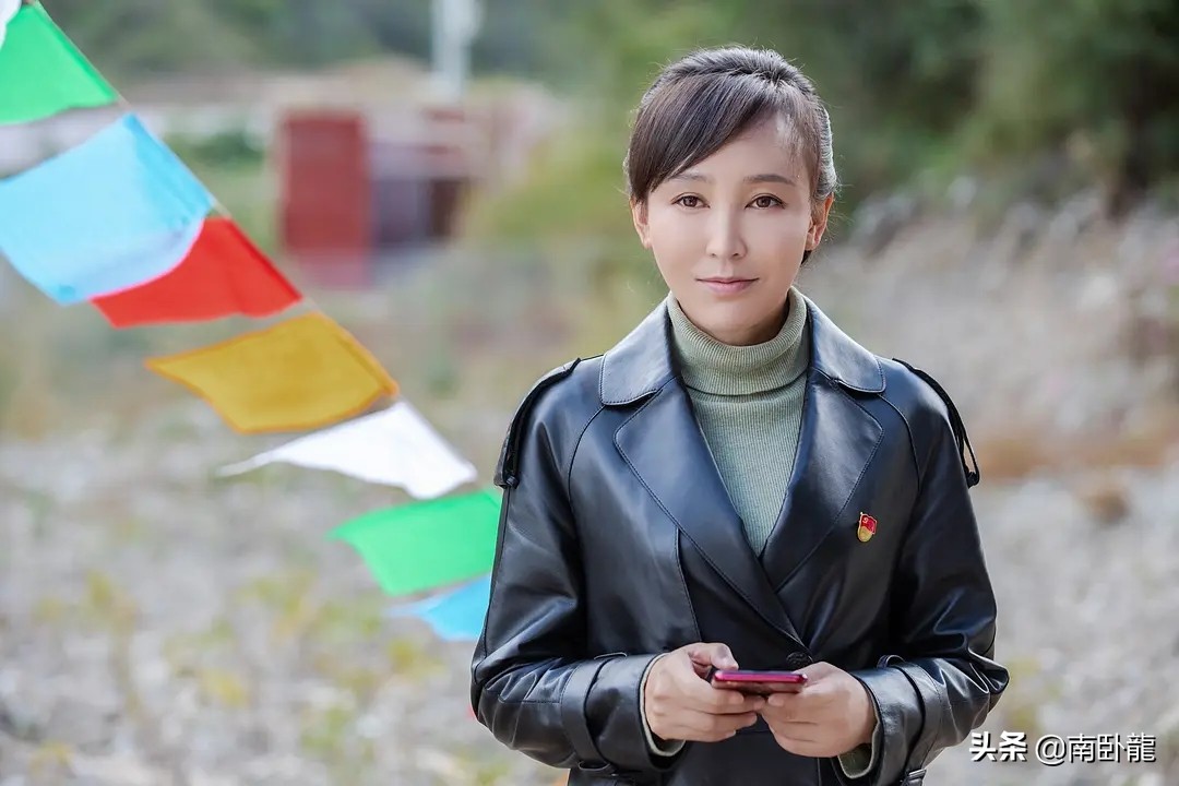 《玛尼堆的秋天》上映，脱贫攻坚题材，郭靖宇老婆自导自演