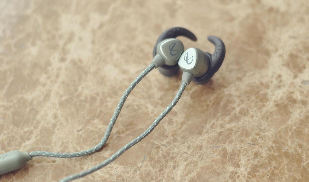 延续哈曼品质！美国总统*用御**“Infinity”首款蓝牙耳机音效如何？