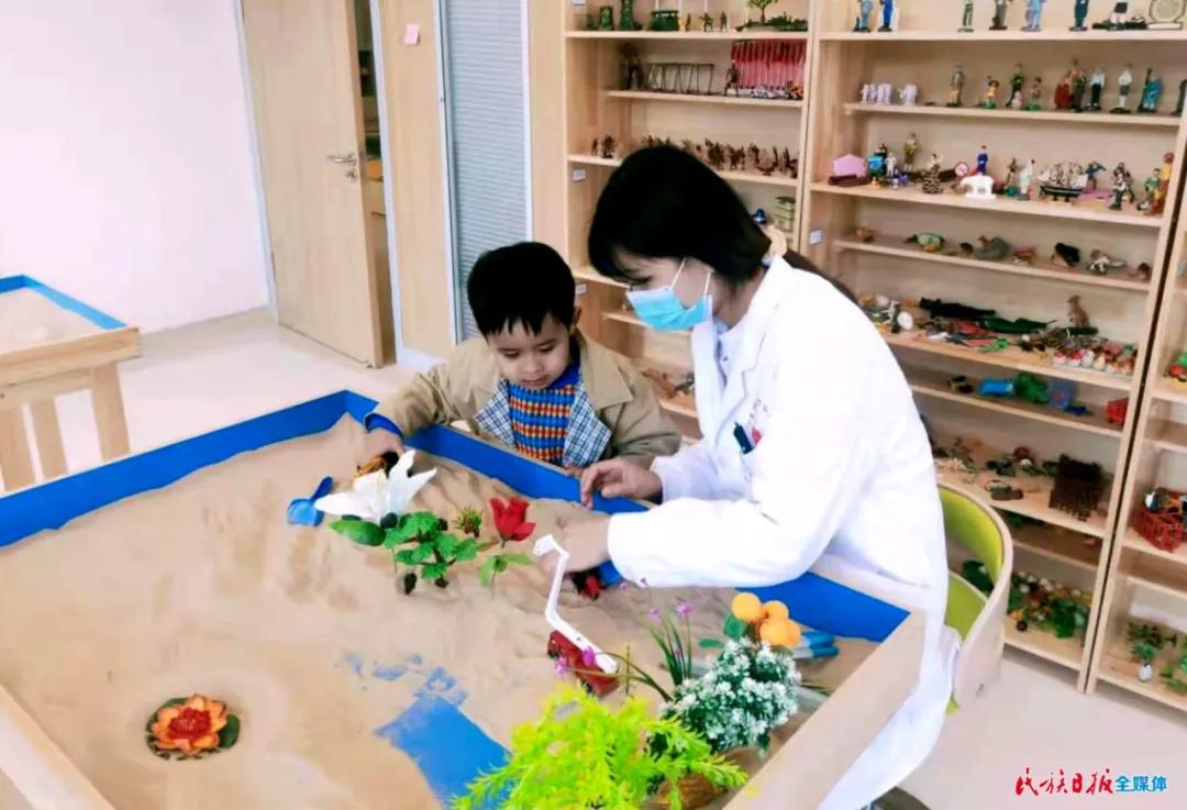 儿童健康守护人员,儿童健康成长路上守护人