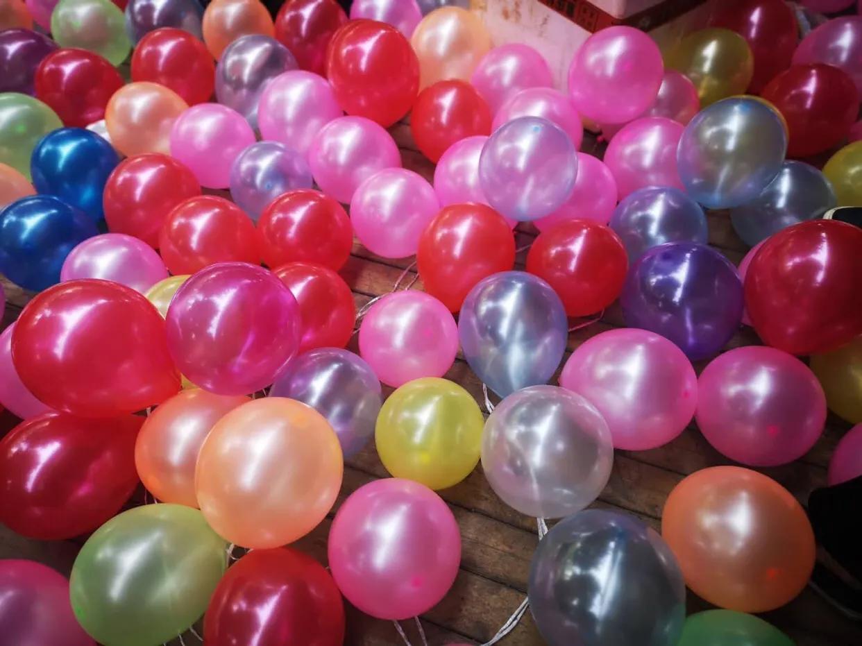 超龄儿童戴红领巾图片,戴红领巾的小朋友六一儿童节