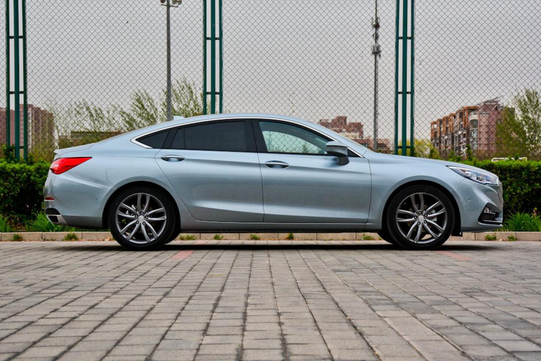 2019款十代雅阁国六,18万的b级车本田雅阁能搞定吗