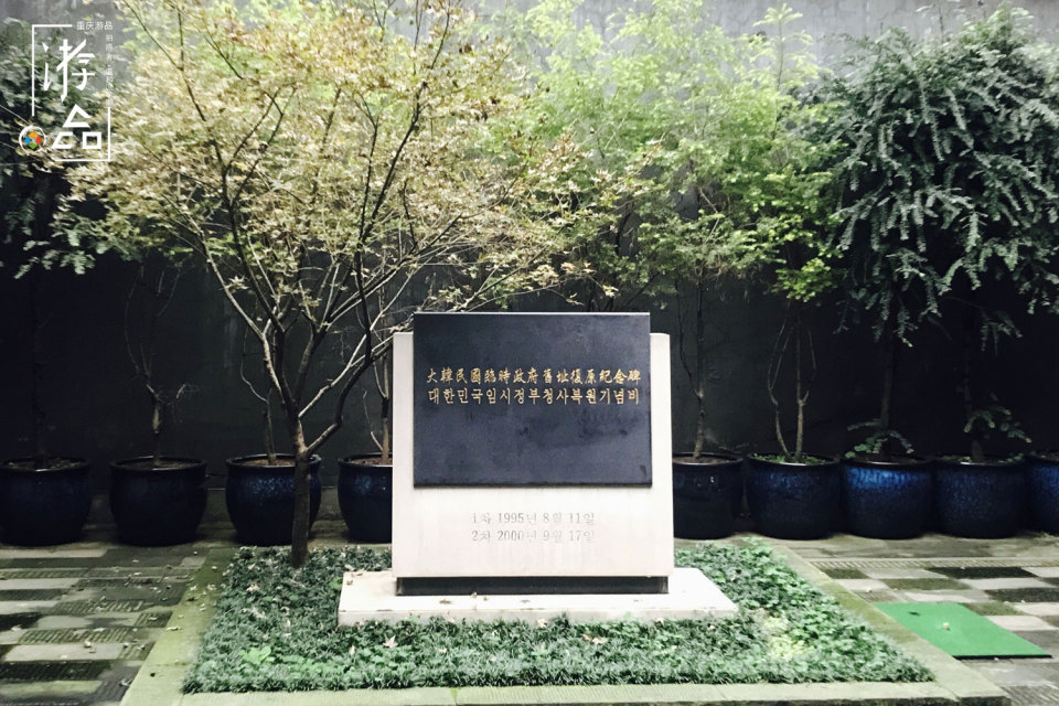 外国人看重庆8d魔幻城市光环广场,老外看七星岗莲花池