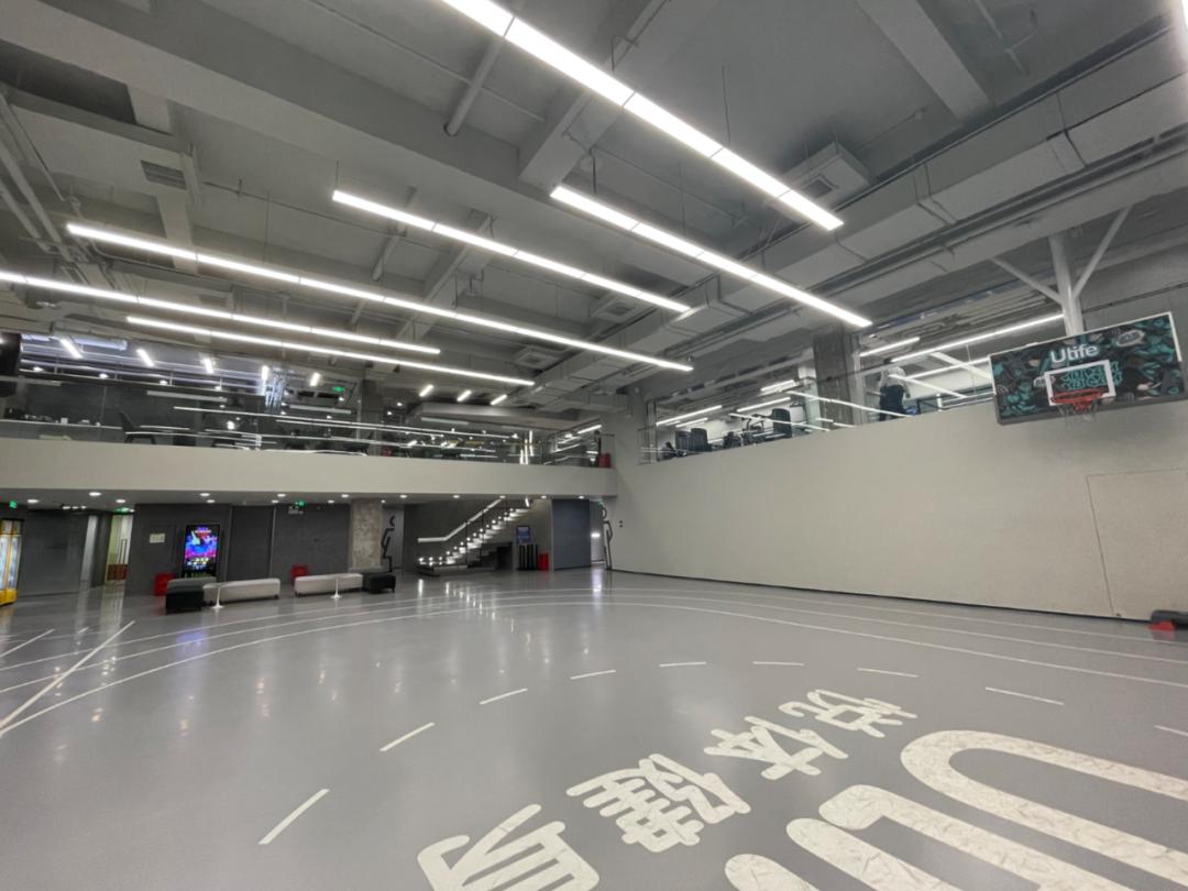 曾经的老空间被爆改，变成了一处潮流青年充电站