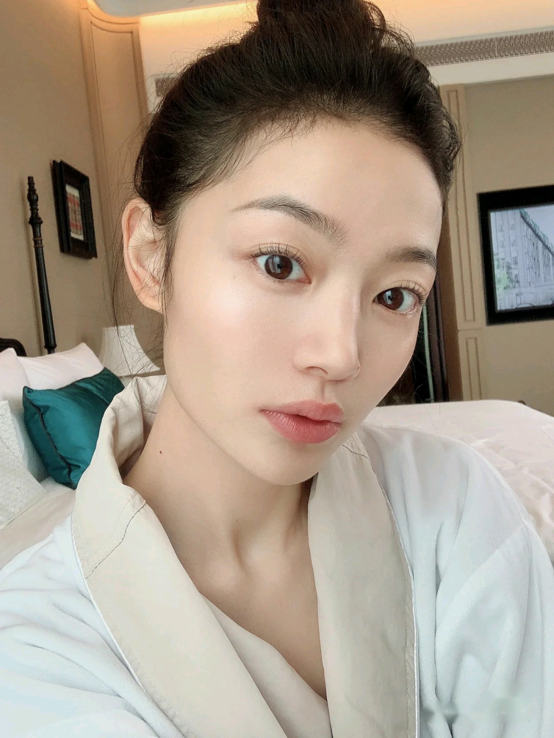 补水护肤品的正确使用顺序怎么用,护肤品的使用顺序包括面膜