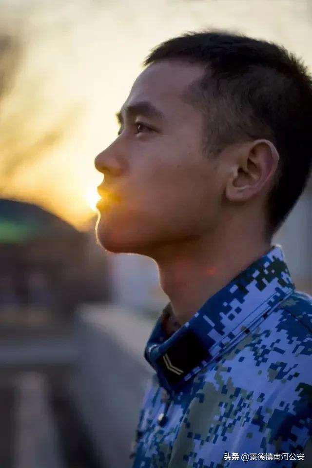 中国军人理发,军人理发全过程