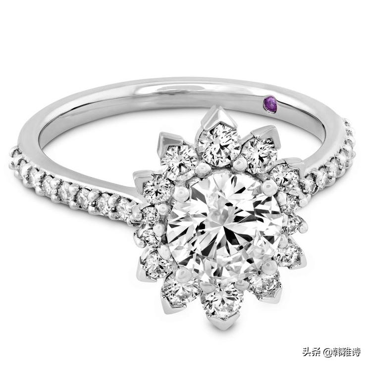 HEARTSONFIRE遇上婚纱天后HayleyPaige，让传统婚戒更浪漫时髦