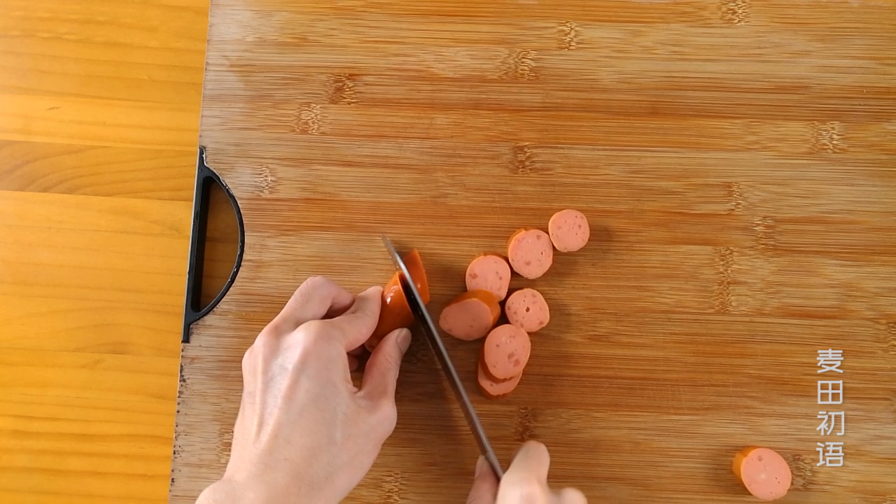 简单易学的披萨饼胚教程,意式超薄披萨饼胚家庭做法