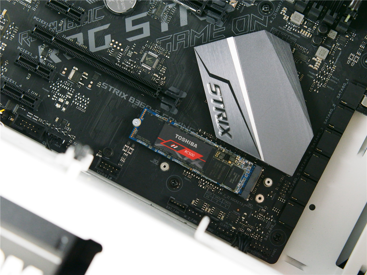 东芝rc500需要散热吗,rc500固态硬盘推荐