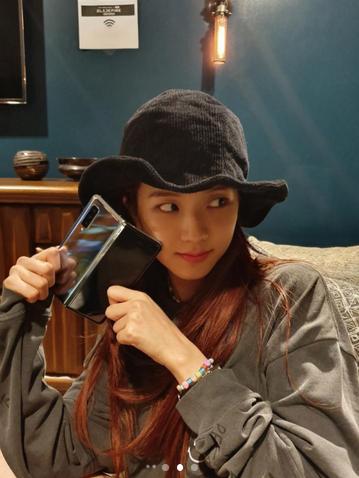 甜死人不偿命韩剧,jisoo金智秀喜欢初恋风穿搭