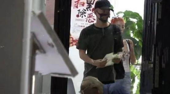 背叛师门、花500万抛妻弃女的曹云金，成于郭德纲败于自己