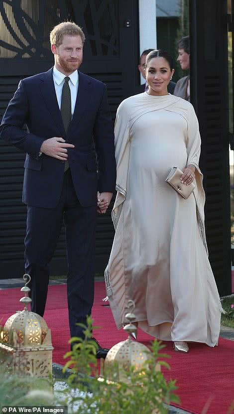 凯特喜欢的衣服品牌,凯特王妃穿什么品牌好