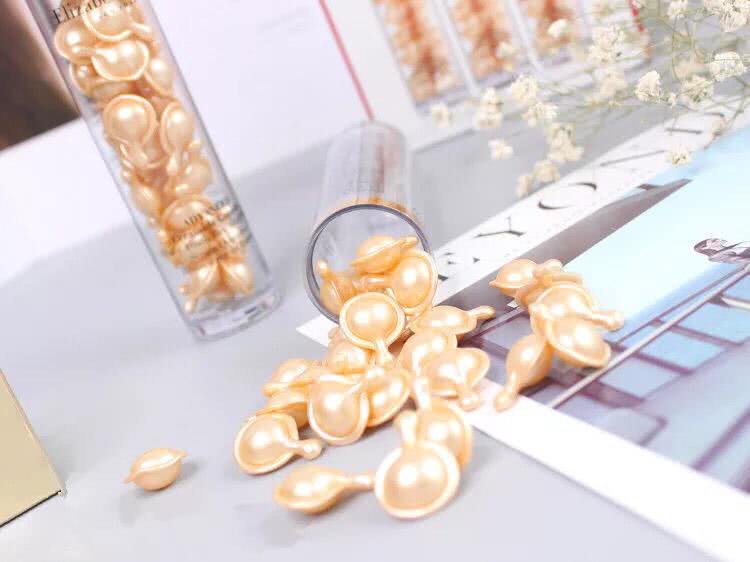 30岁以上的抗老精华怎么选,人生第一瓶抗衰老精华