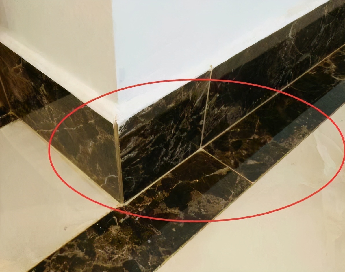 踢脚线和地面没有缝怎么做美缝,踢脚线压地砖缝用美缝吗