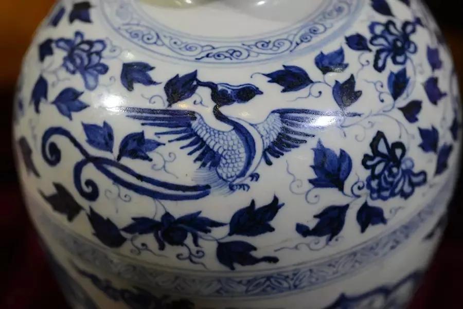 梅瓶算是青花瓷吗,青花瓷梅瓶怎么样