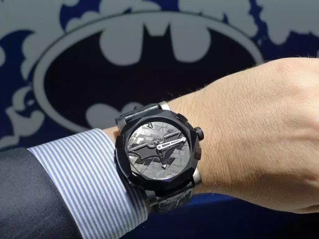 蜘蛛侠联名手表,蜘蛛侠联名手表的样子