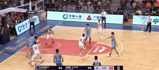 「回忆CBA经典战」荡气回肠！孟铎加时读秒绝杀*疆新**