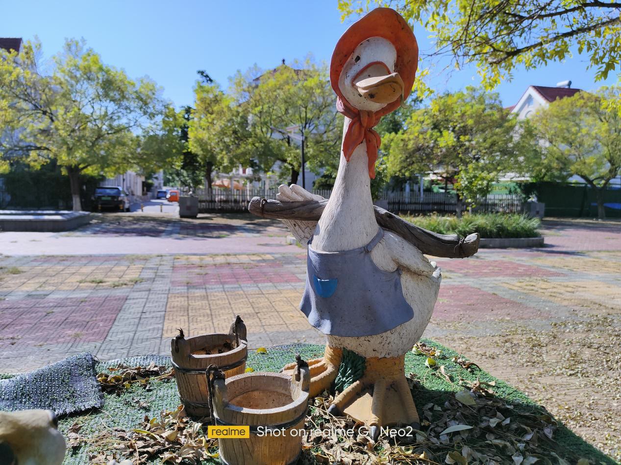 主打性价比的游戏本,主打性能性价比高的手机