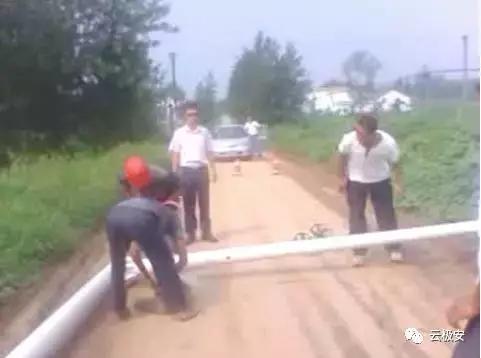 监控杆安装与预埋线,监控立杆基础配管