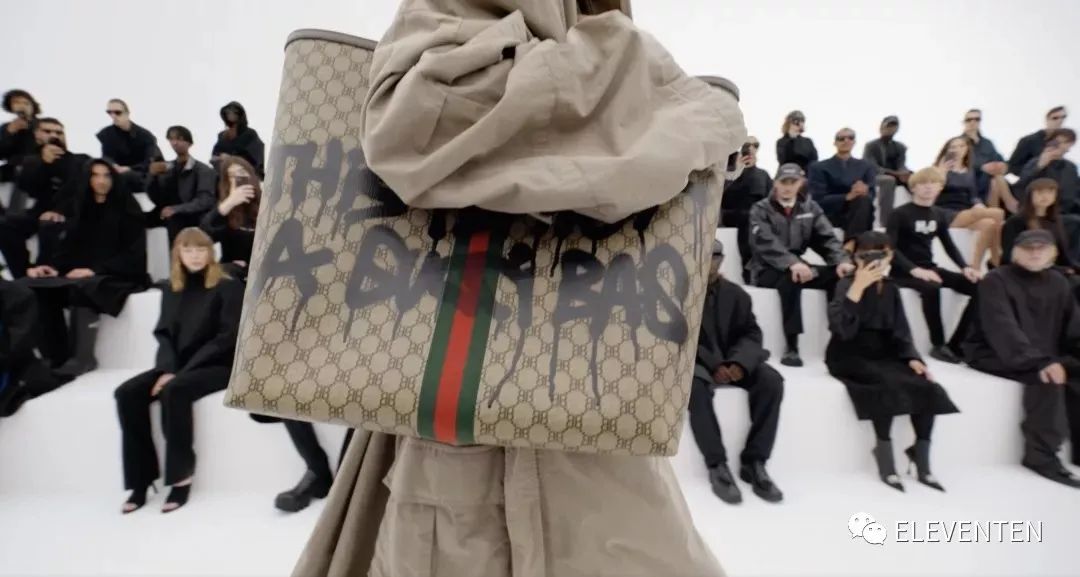 Balenciaga2022春季|数字克隆的世界