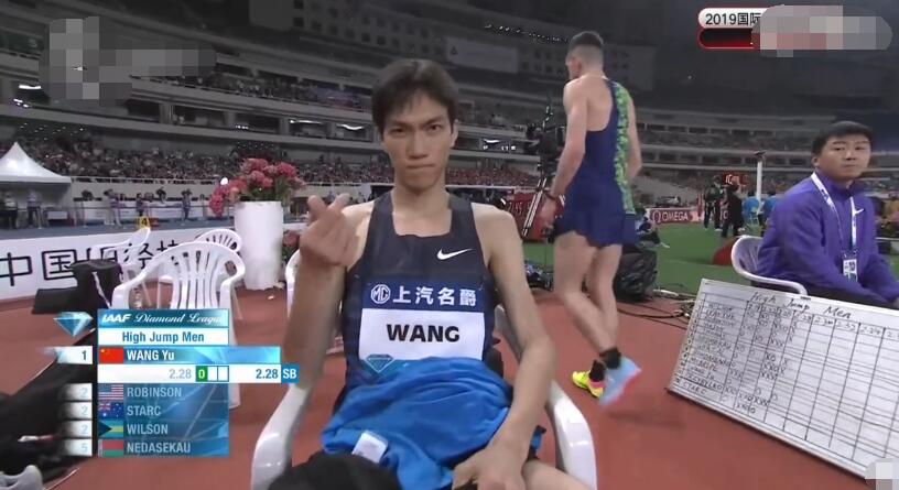 高中生跳高全国冠军,跳高目前第一人清华学霸