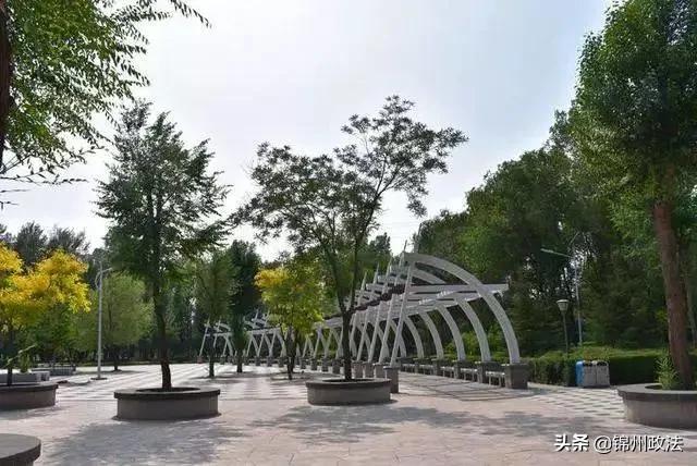 锦州有个公园能看到全国很多景点,锦州这些公园你都去过吗