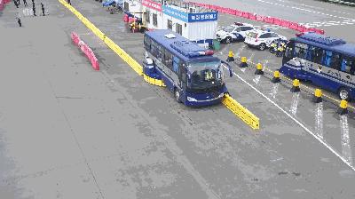 高速潮汐车道开通,全国首条自动化潮汐车道