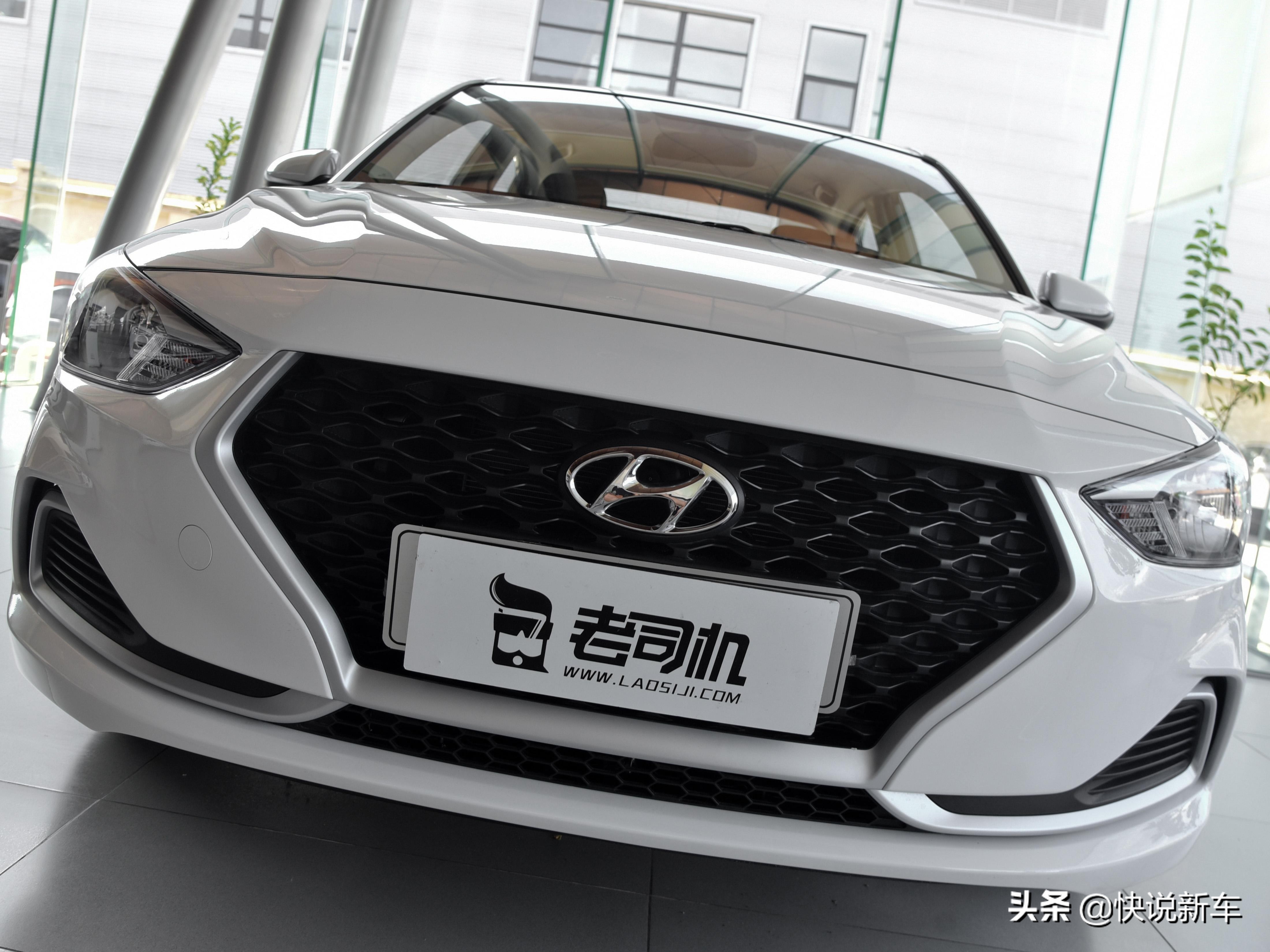 悦动和桑塔纳相比哪个性价比高,悦动和桑塔纳哪个更值得购买