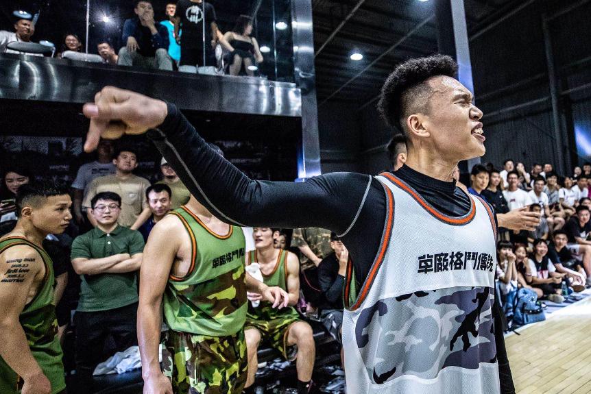 游走在社会边缘的人,游走在社会边缘的青年人