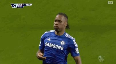 梅西伯纳乌晒球衣詹俊,梅西展示球衣庆祝动作