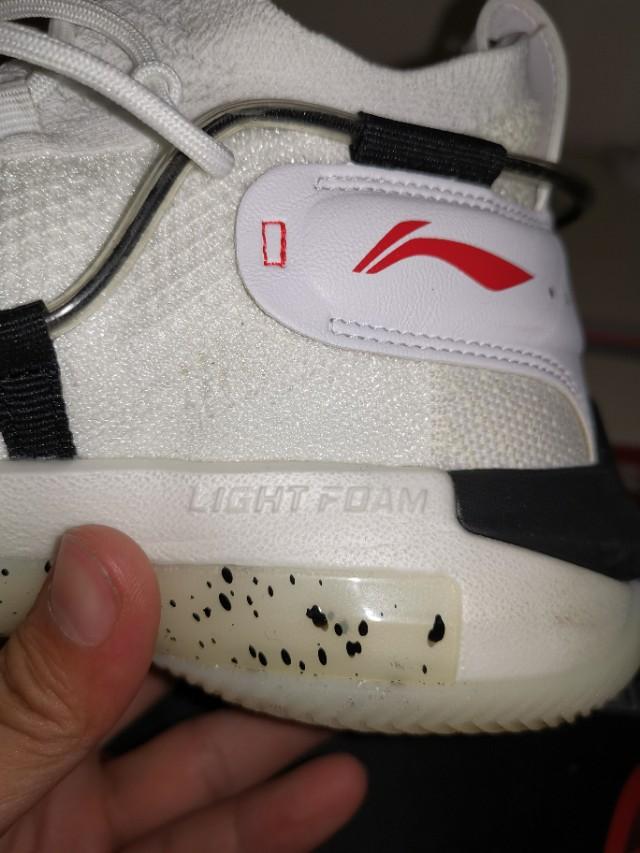 李宁闪击6上市时间,李宁篮球鞋闪击6的配色有哪些