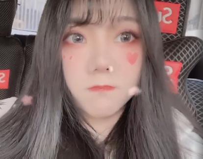 一条小团团和呆妹儿谁是斗鱼一姐,绝地求生十大主播呆妹