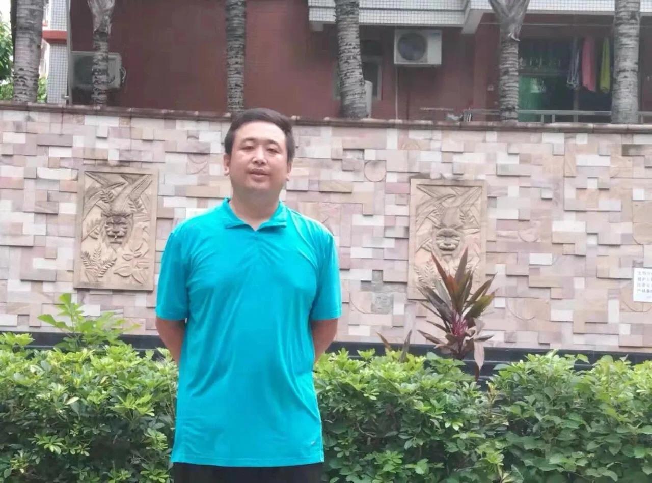 好声音粤语香港女歌手,好声音年轻女孩唱港风歌曲