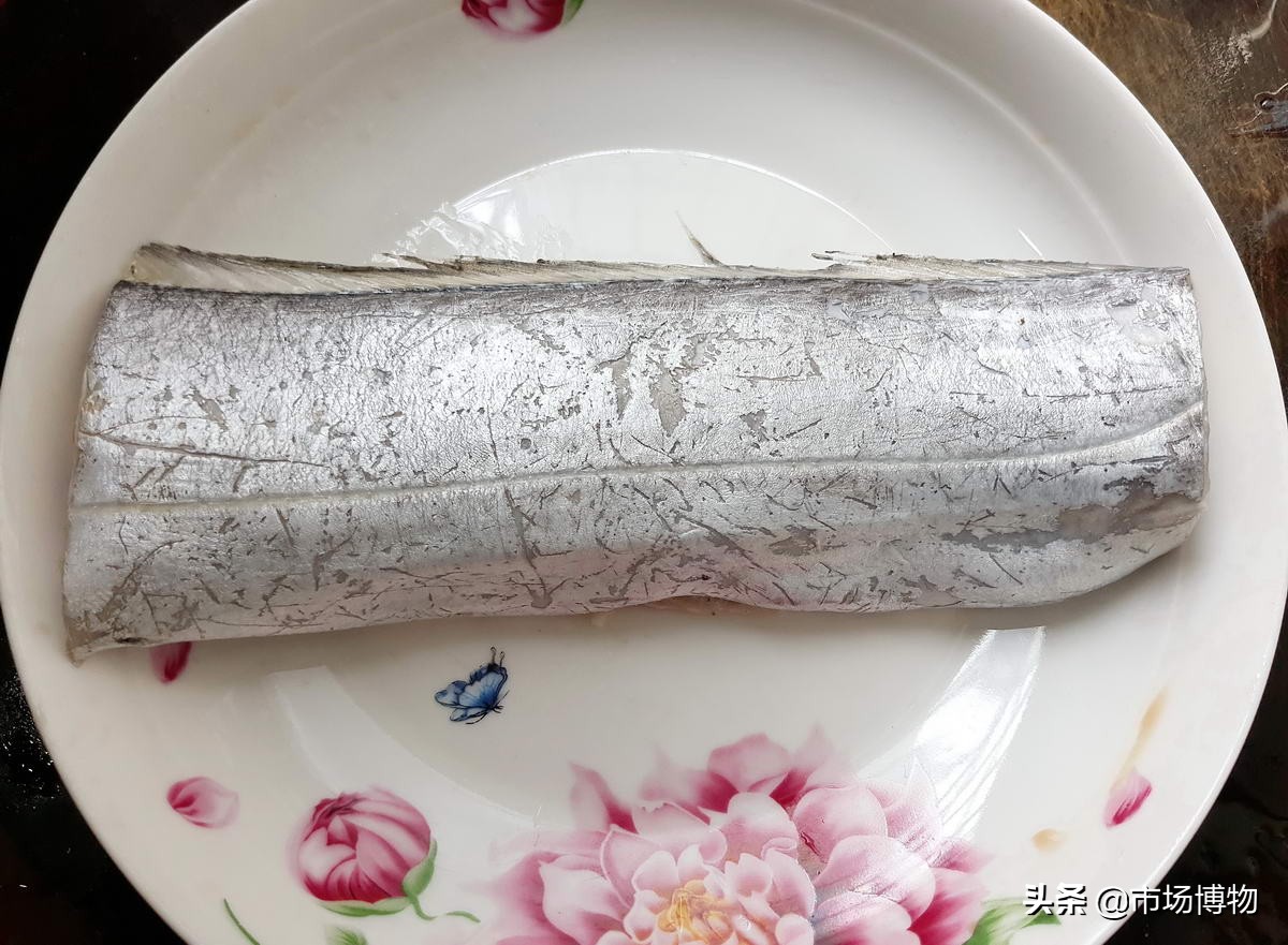 糖醋蒸带鱼的家常做法,葱姜蒸带鱼