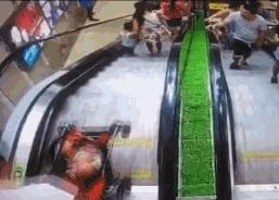 婴儿车推着才走对宝宝有什么危害,宝宝多大可以用婴儿车推着出去