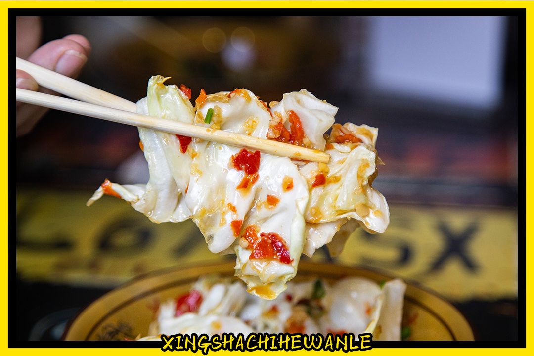 人生一串，烟火江湖！这家铁板烧烤店用串串翻起儿时回忆