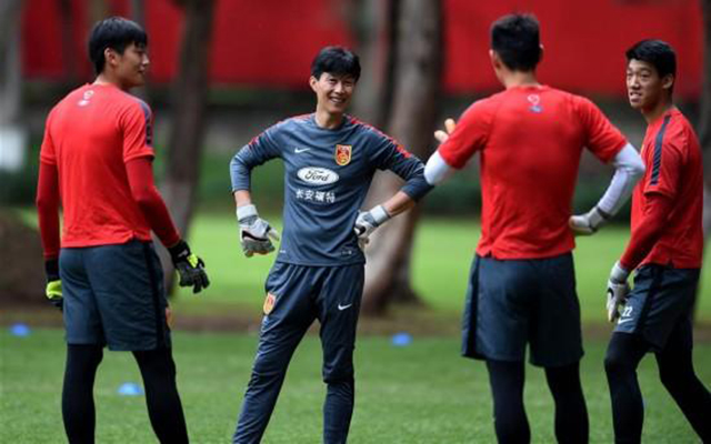 抗战名将之后区楚良，身高1米8的矮小守门员，妻子是跳水冠军