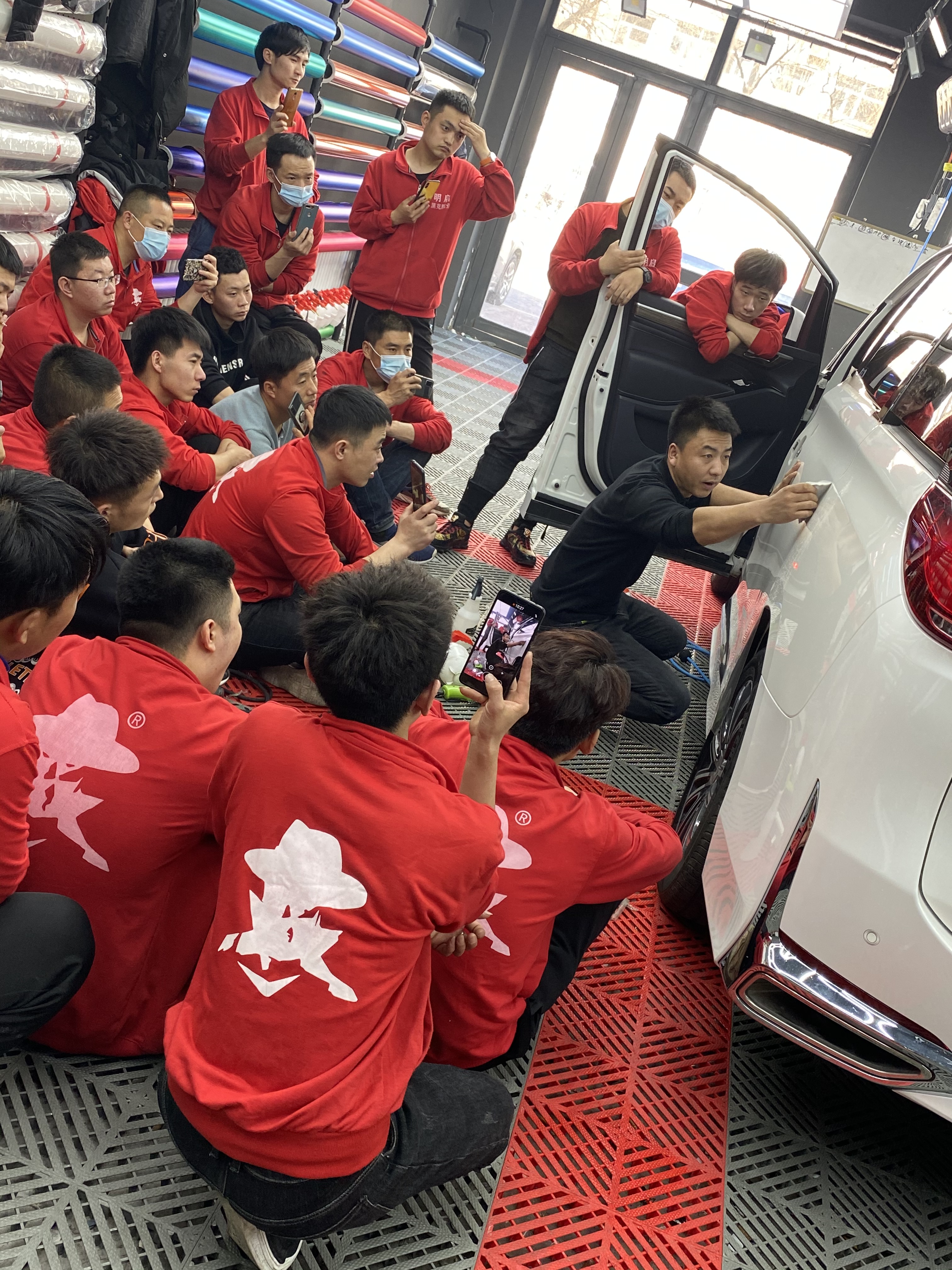 美容抛光打蜡视频教程,美容打蜡贴膜镀晶