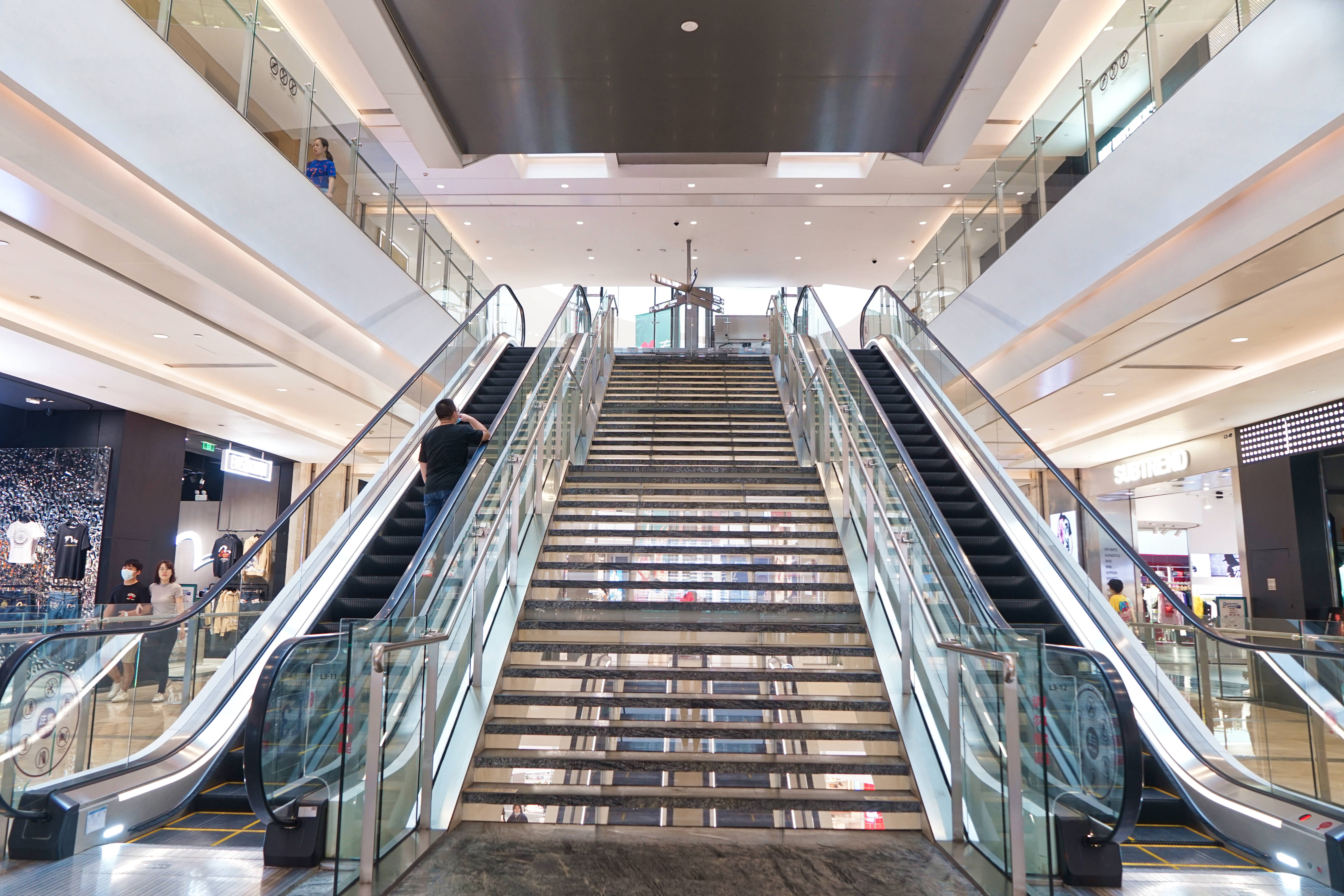 如何在重庆江北机场换登机牌,重庆江北t3航站楼自助行李托运