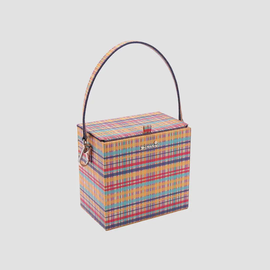 KrisXu：一个被UFO带来的国内设计师品牌包