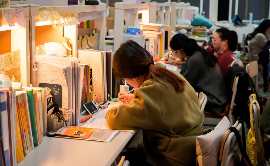 考研为啥要到原籍考,考研本地报考条件