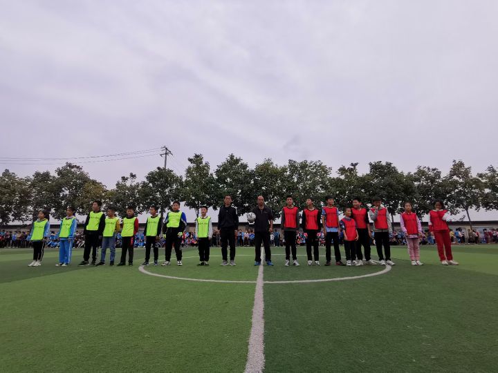 足球小将展会,足球联赛展风采