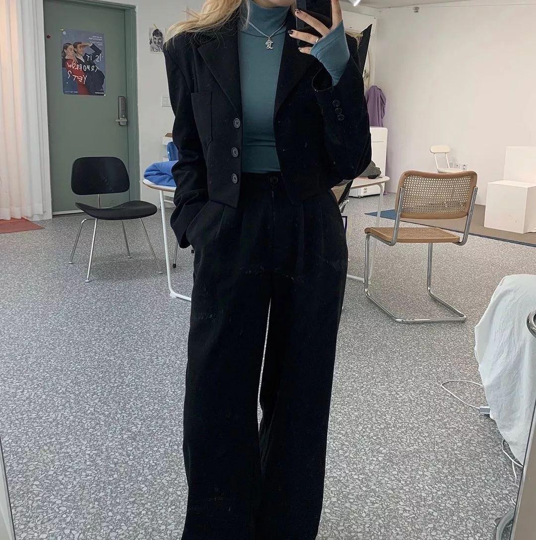 ins韩国温柔穿搭冬季裤子,韩国ins风穿搭女生高级感