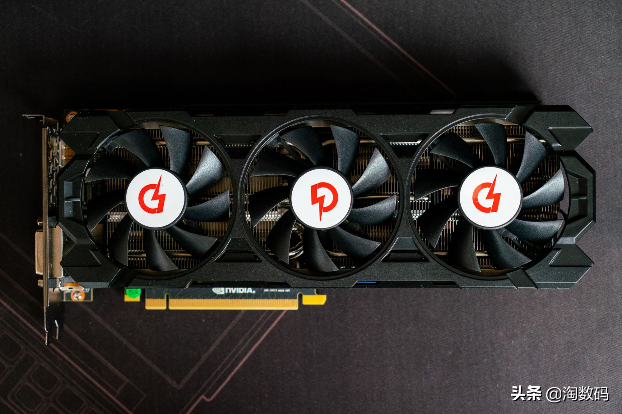 gtx1080鲁大师16万分,鲁大师18w显卡跑分什么水平