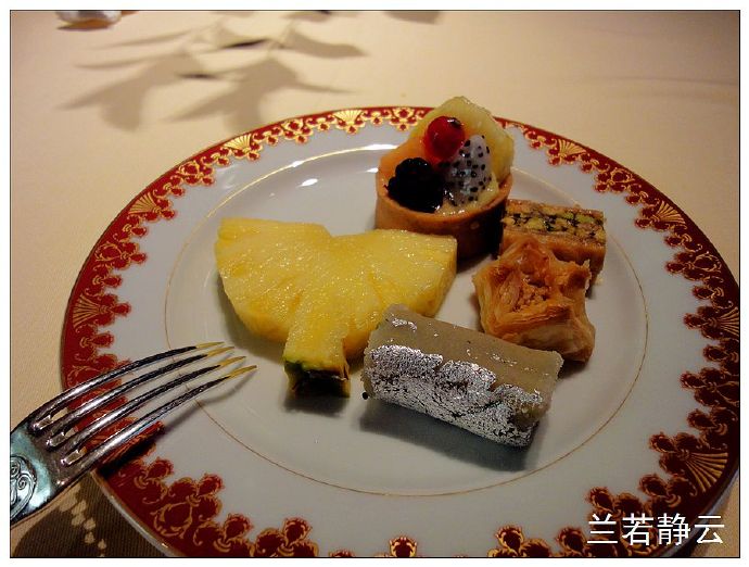 享用迪拜帆船酒店早餐,迪拜七星帆船酒店附近美食