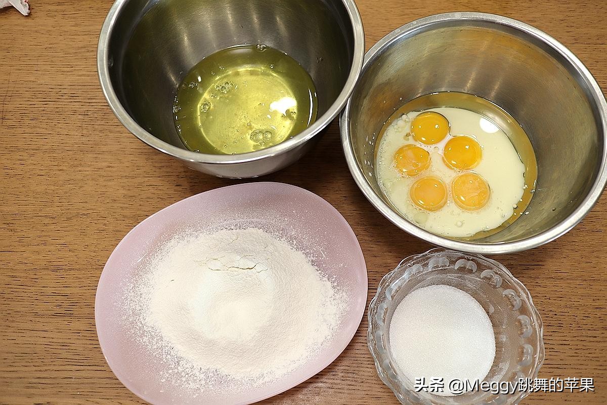 古早蛋糕和戚风蛋糕蛋白打发区别,蛋白打发到什么程度蛋糕才会柔软