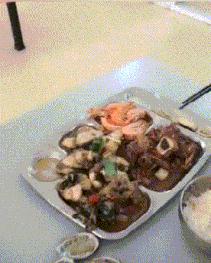 搞笑gif开心一刻,搞笑gif段子妹子你太皮了