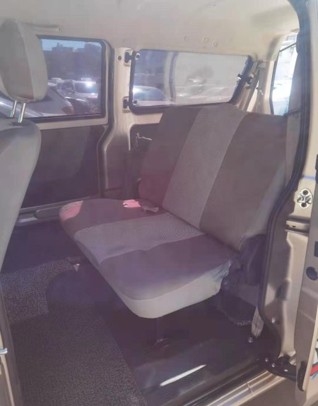 大空间好开面包车,大空间省油7座拉货