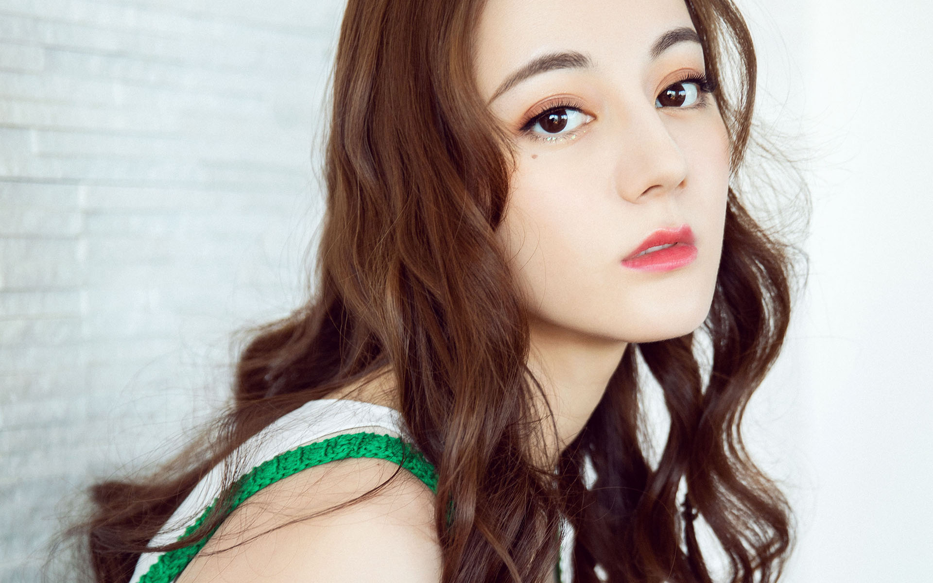 眼型怎么画眼妆好看,各种眼型怎么画眼妆