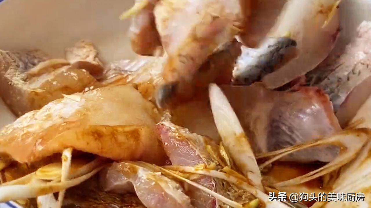 教你草鱼新吃法不蒸不炸不红烧,草鱼不油炸怎么做才好吃视频
