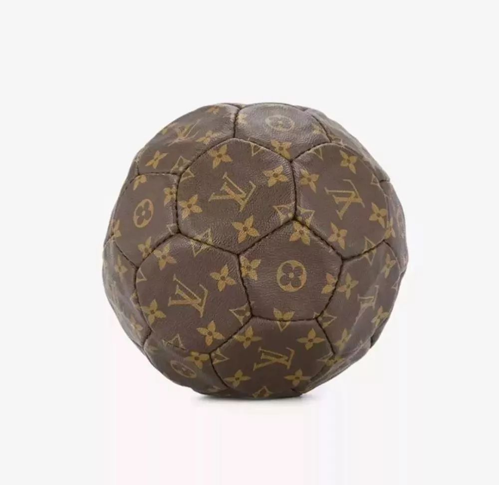 辣眼睛雷人服装,辣眼睛的红衣服